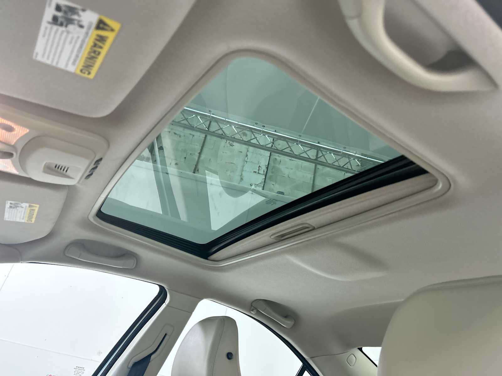 Thumbnail: 2009 Volvo S60 - 16