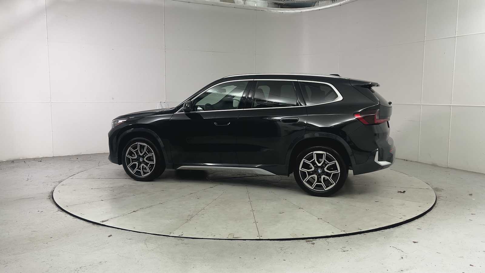 Thumbnail: 2025 BMW X1 - 4