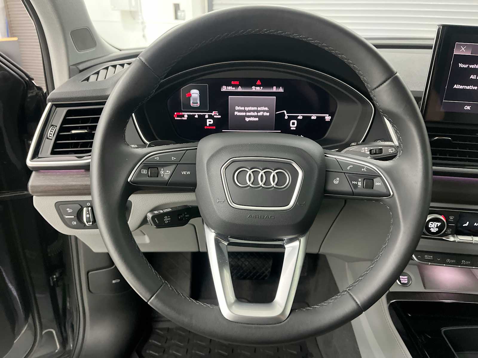 Thumbnail: 2023 Audi Q5 - 17