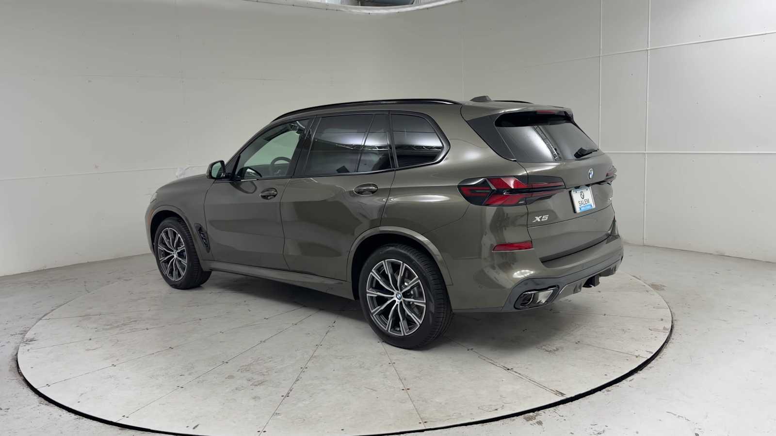 Thumbnail: 2026 BMW X5 - 4