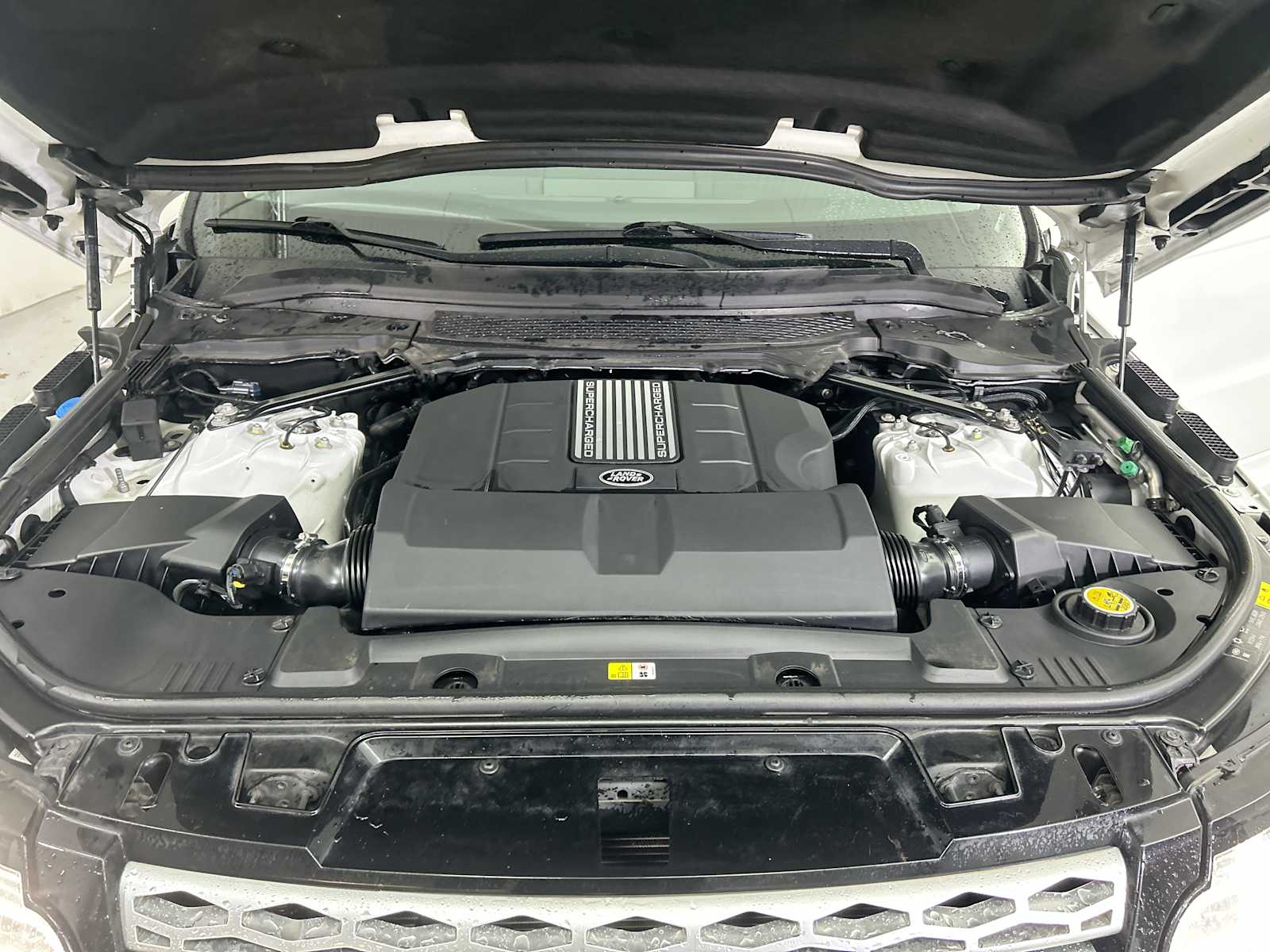 Thumbnail: 2015 Land Rover Range Rover Sport - 18