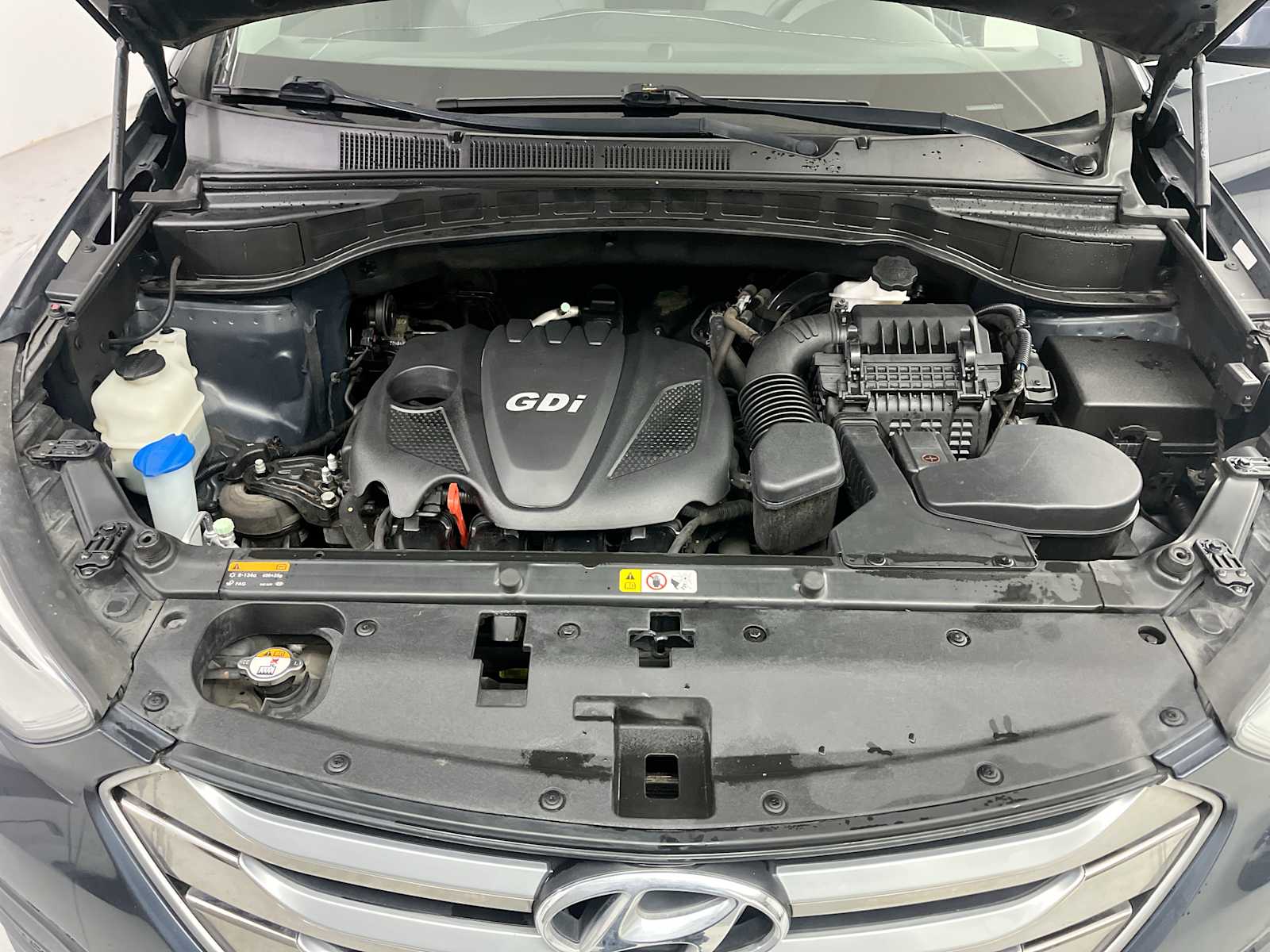 Thumbnail: 2015 Hyundai Santa Fe - 17