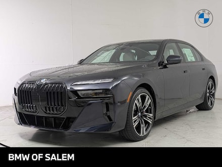 2025 BMW 760i xDrive Sedan