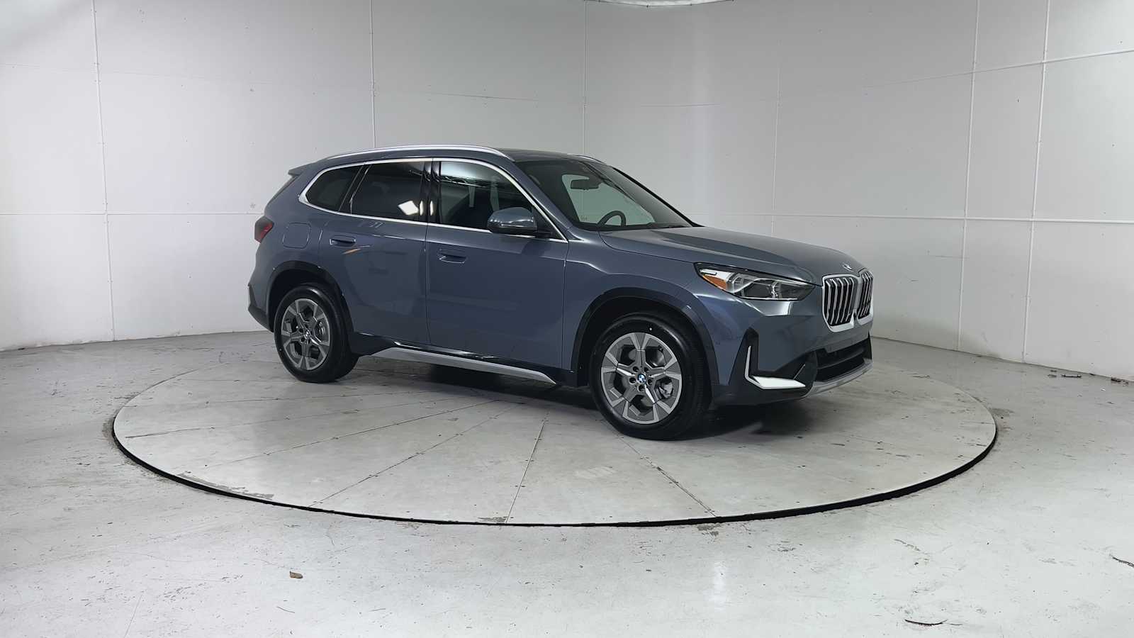 Thumbnail: 2026 BMW X1 - 8