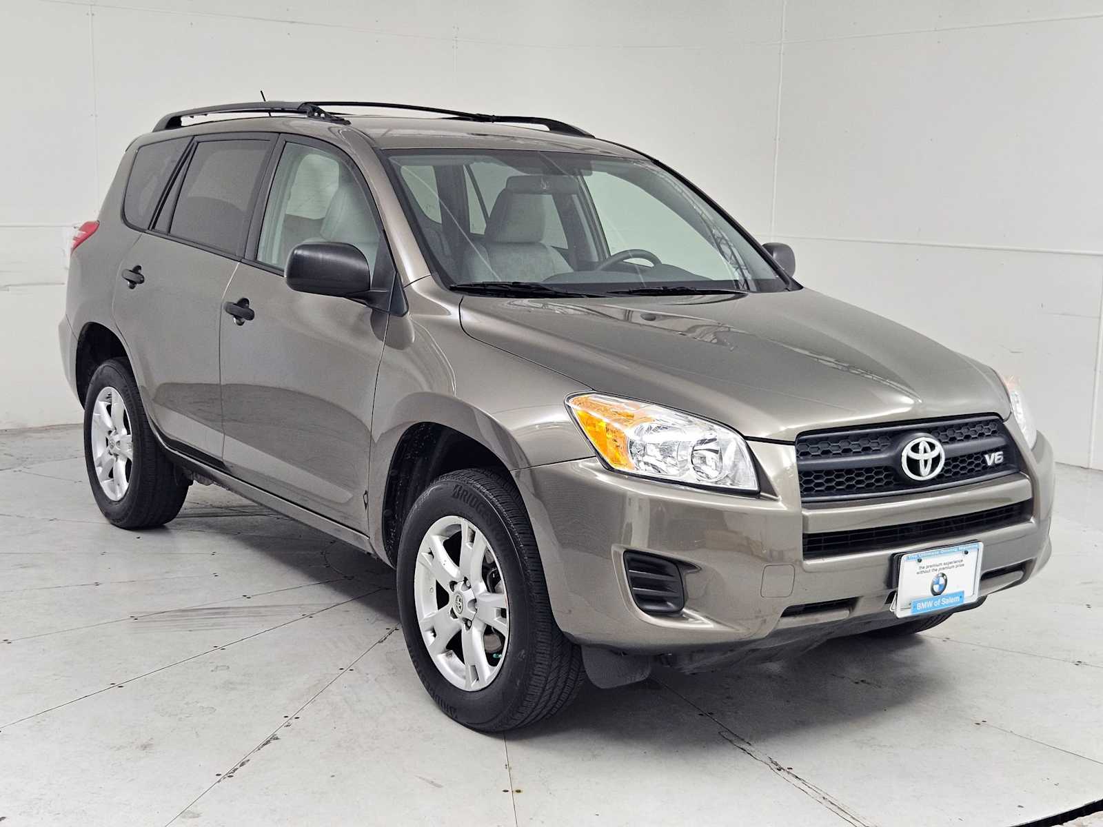 Thumbnail: 2011 Toyota RAV4 - 8