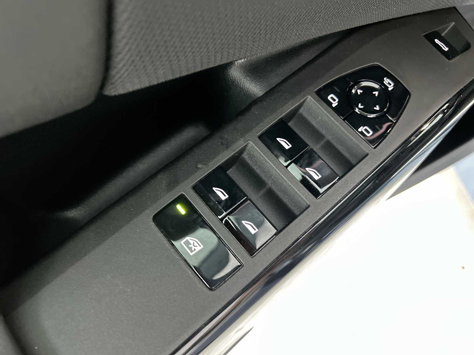 Thumbnail: 2026 BMW X3 - 15