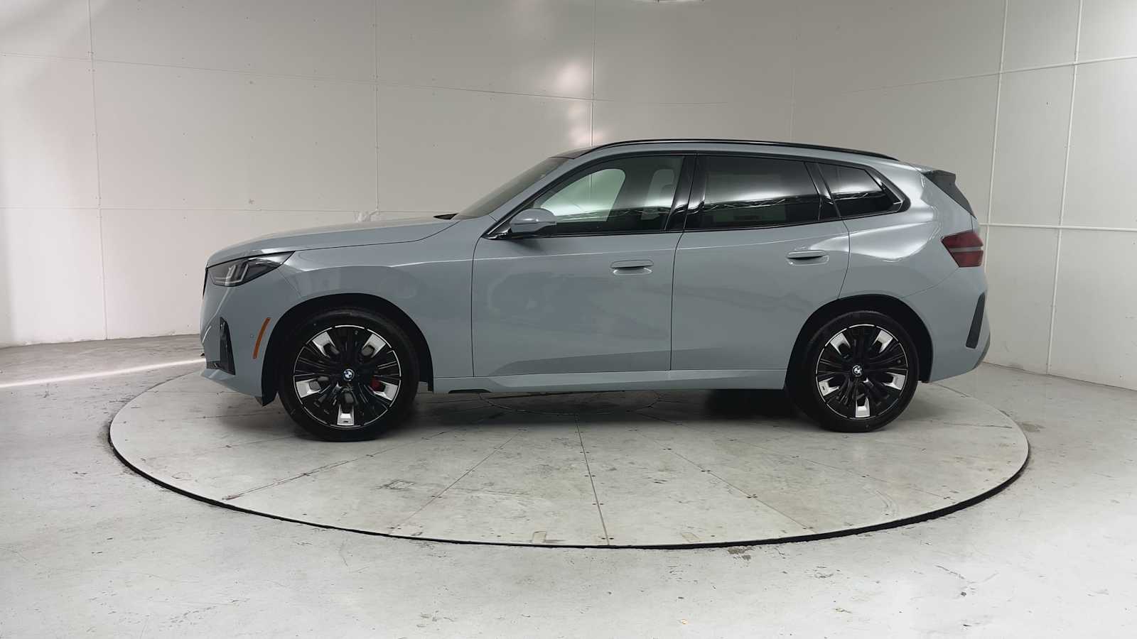 Thumbnail: 2026 BMW X3 - 5