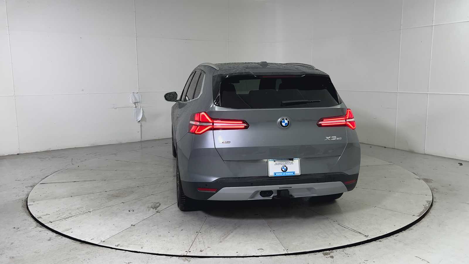 Thumbnail: 2026 BMW X3 - 3