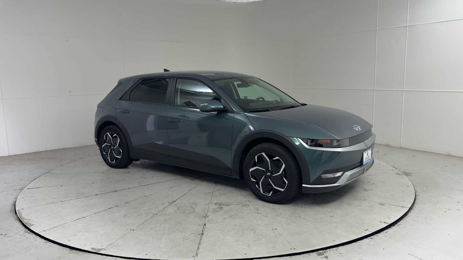 Thumbnail: 2024 Hyundai Ioniq 5 - 7