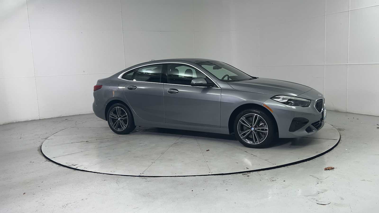 Thumbnail: 2024 BMW 2 Series - 8