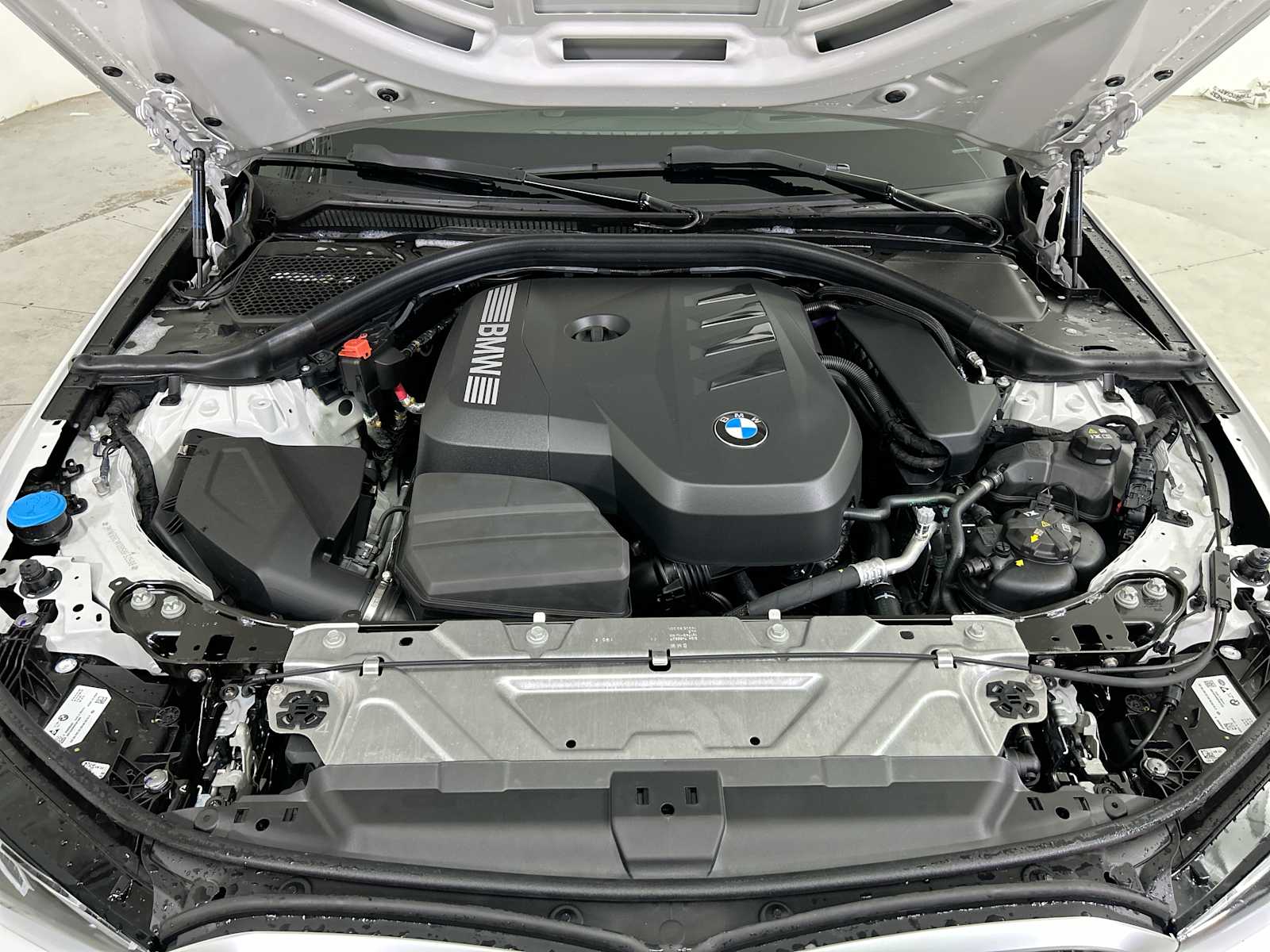 Thumbnail: 2025 BMW 3 Series - 18