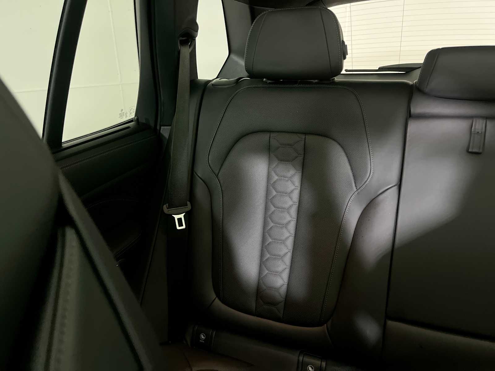 Thumbnail: 2022 BMW X5 - 12