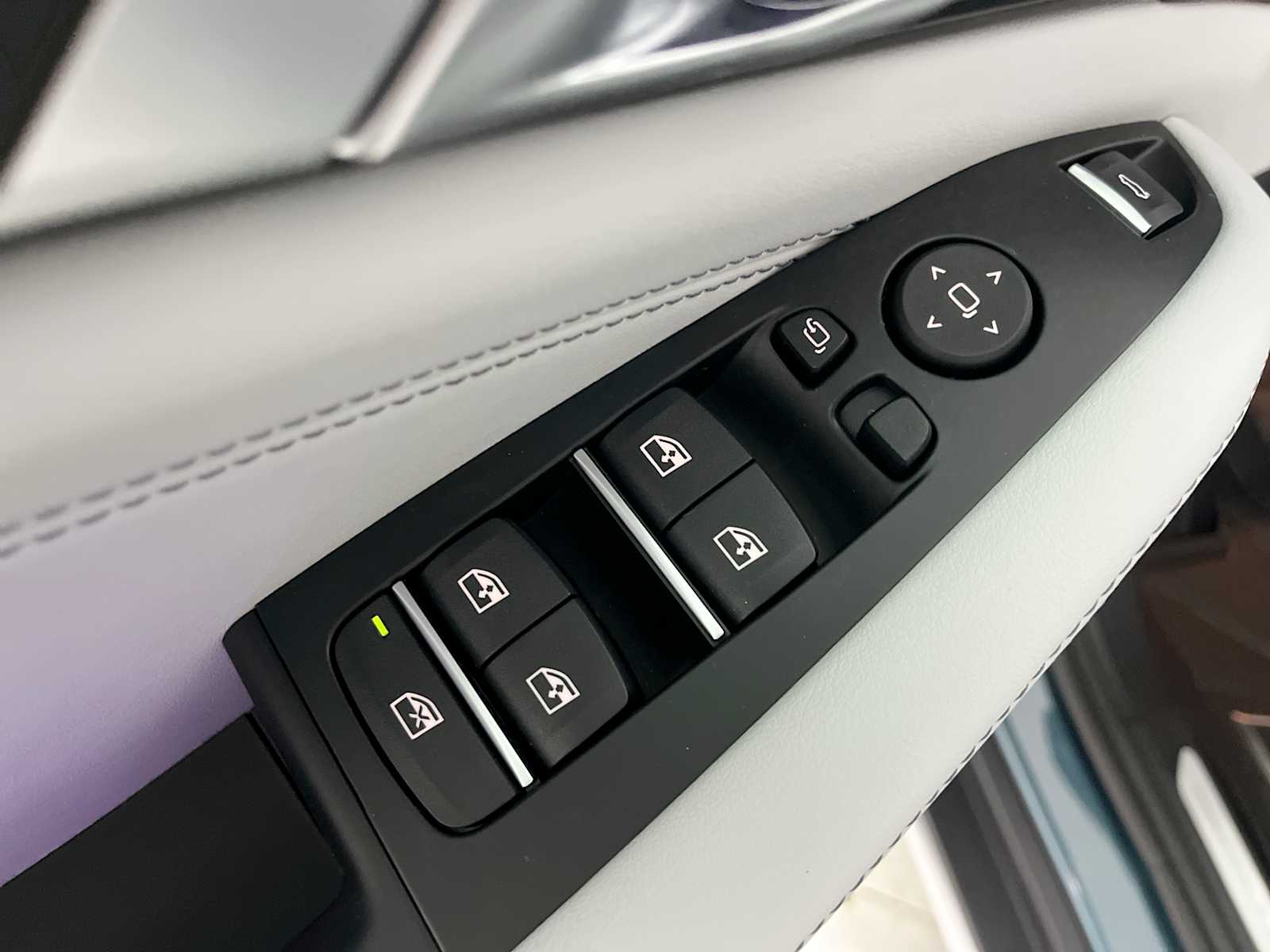 Thumbnail: 2026 BMW X5 - 20