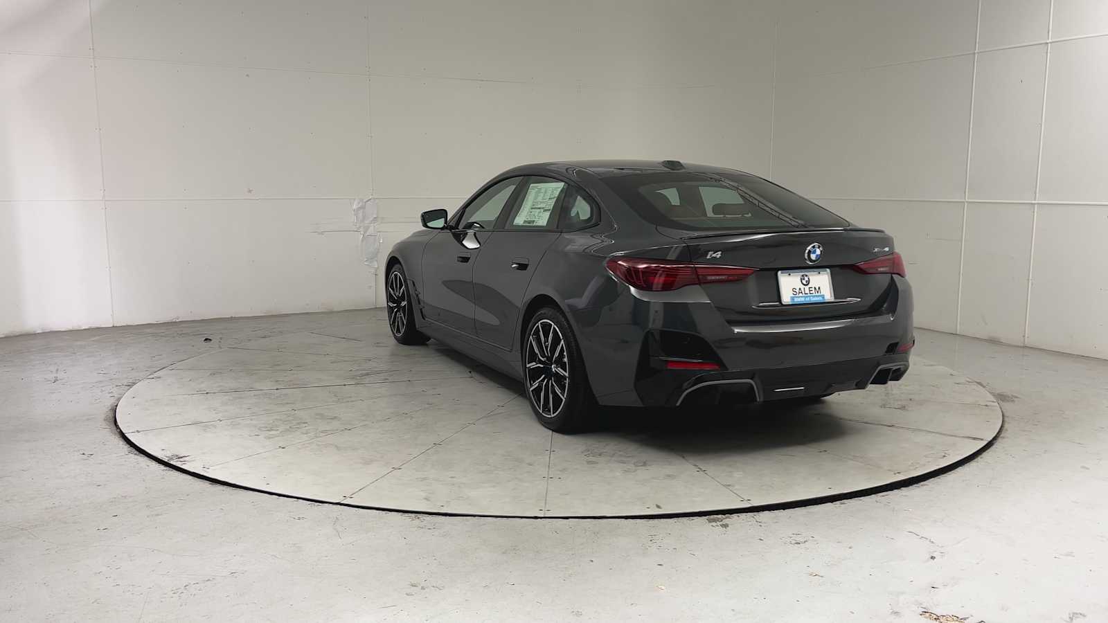 Thumbnail: 2026 BMW i4 - 3