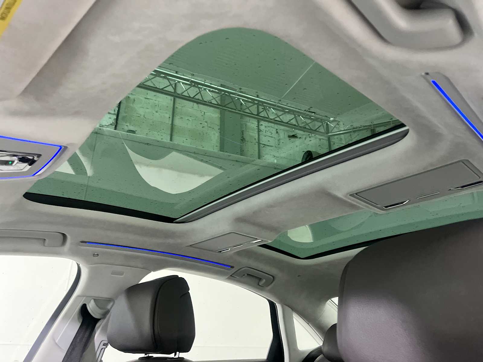 Thumbnail: 2020 Audi A8 - 16