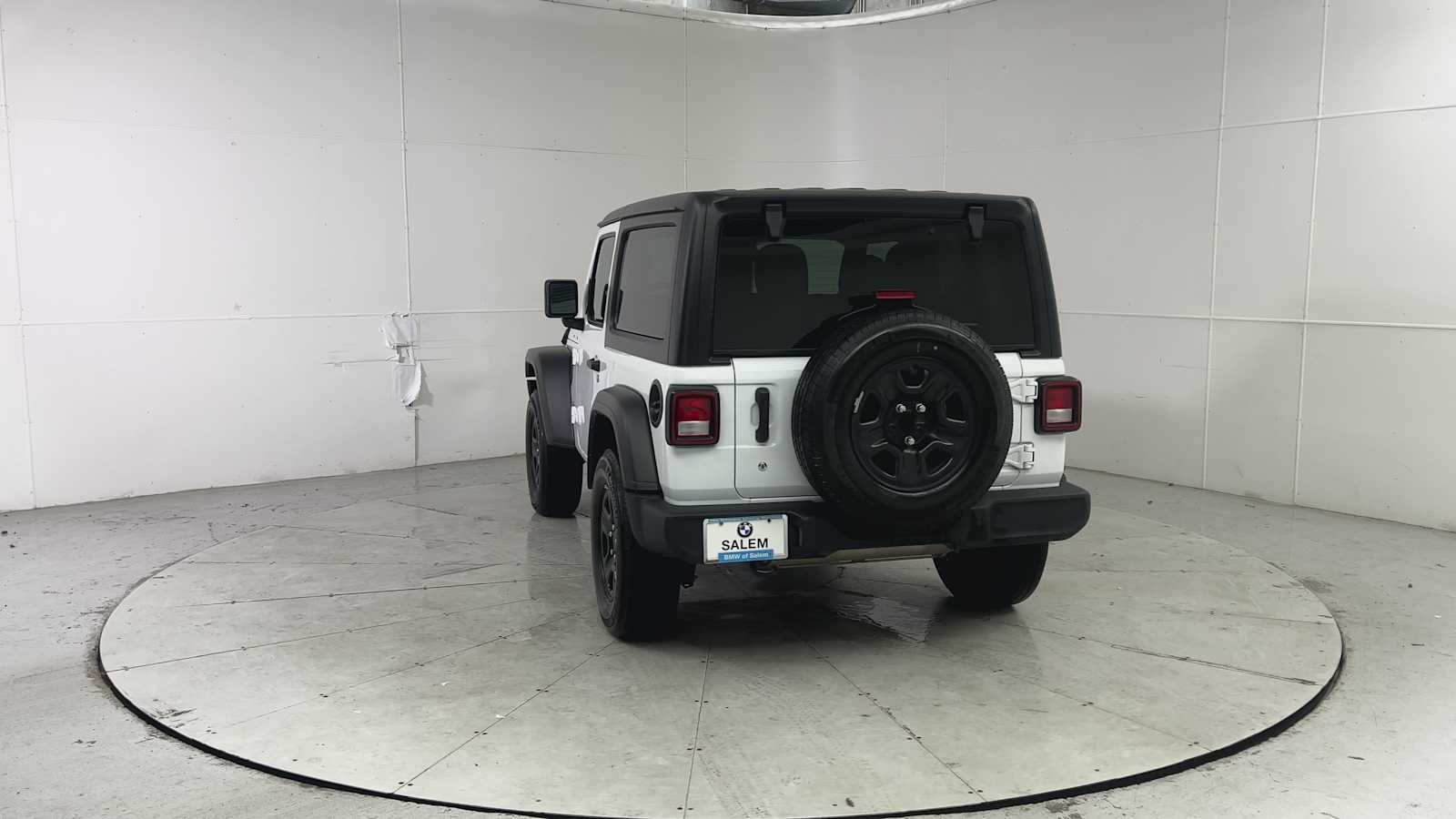 Thumbnail: 2021 Jeep Wrangler - 3