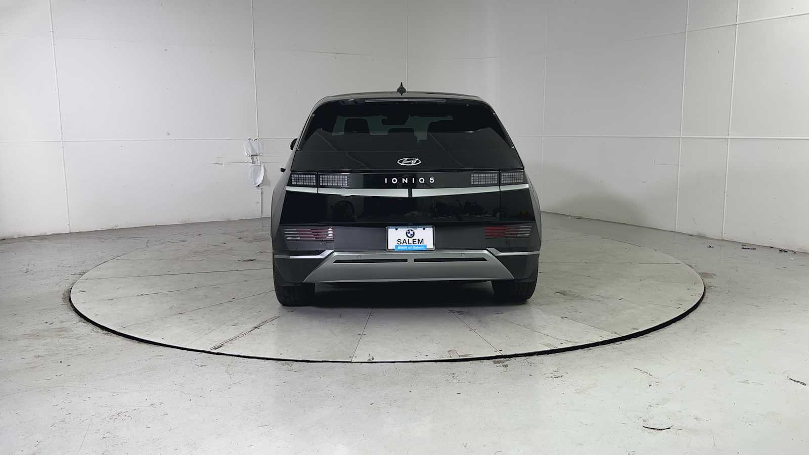 Thumbnail: 2024 Hyundai Ioniq 5 - 3