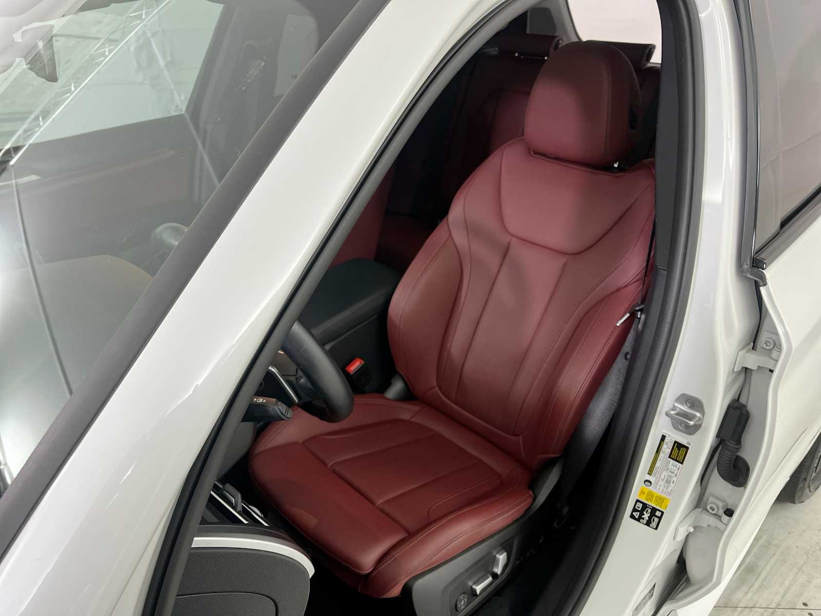 Thumbnail: 2023 BMW X3 - 19