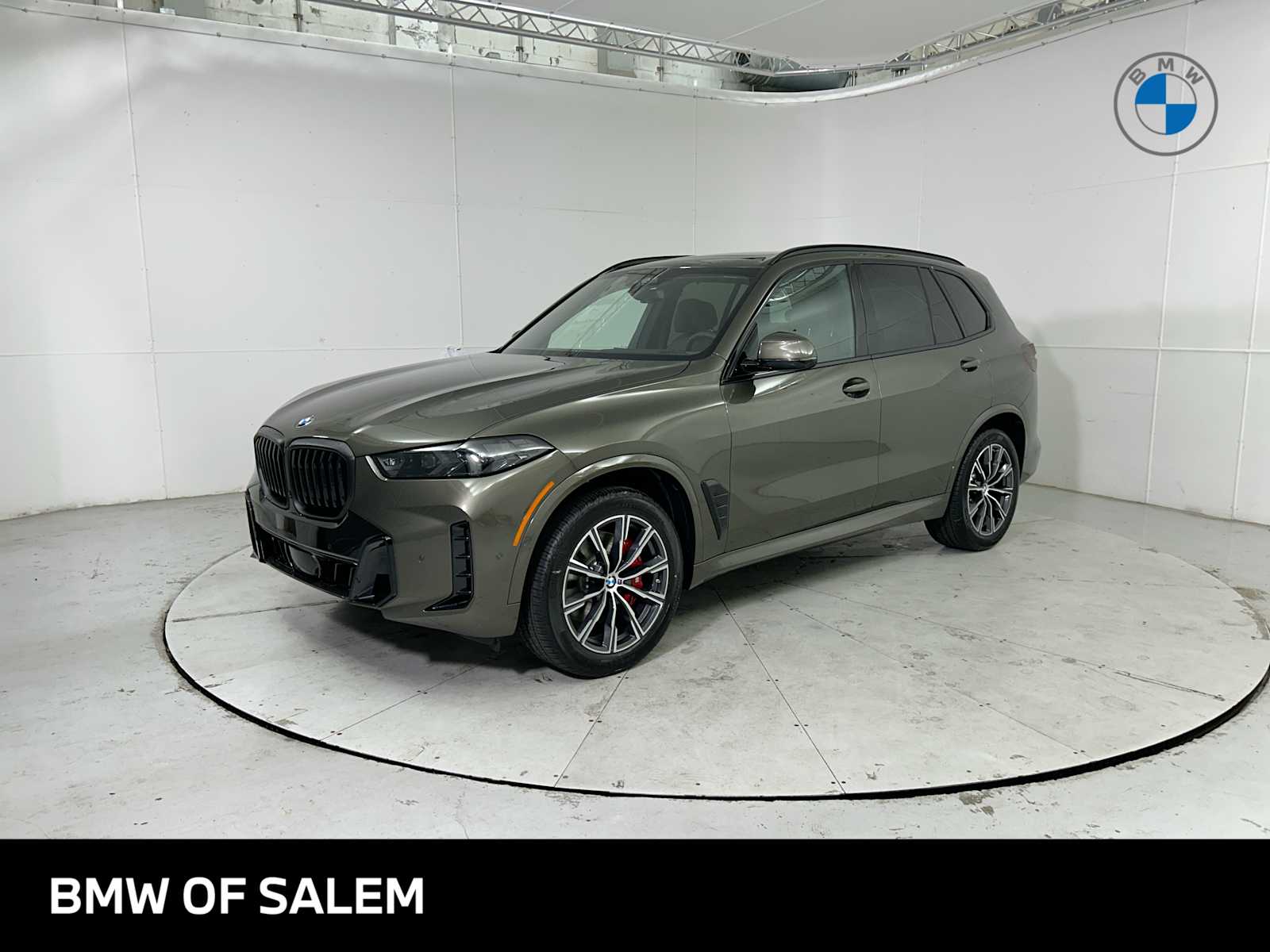 Thumbnail: 2026 BMW X5 - 1