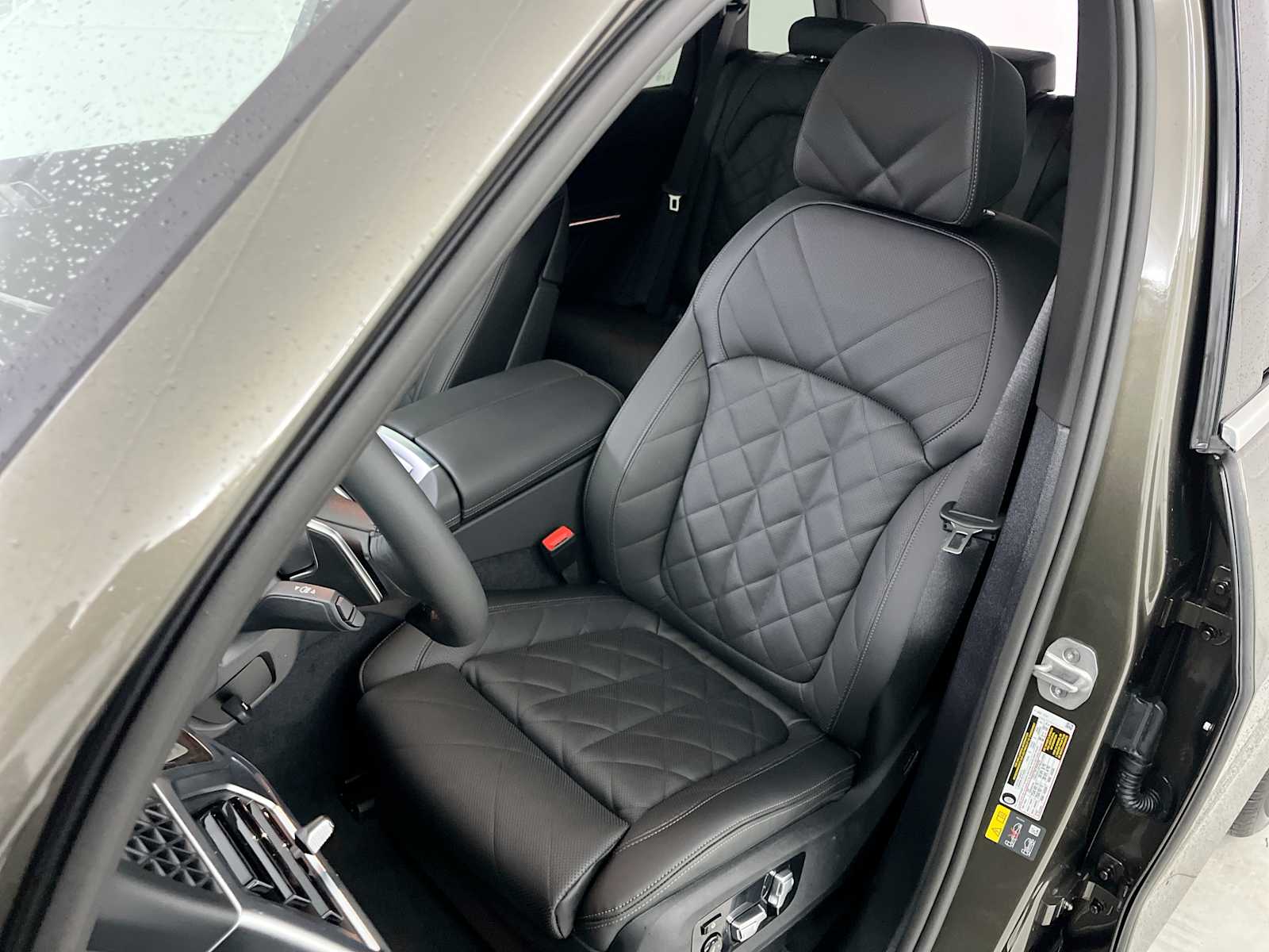 Thumbnail: 2026 BMW X5 - 13