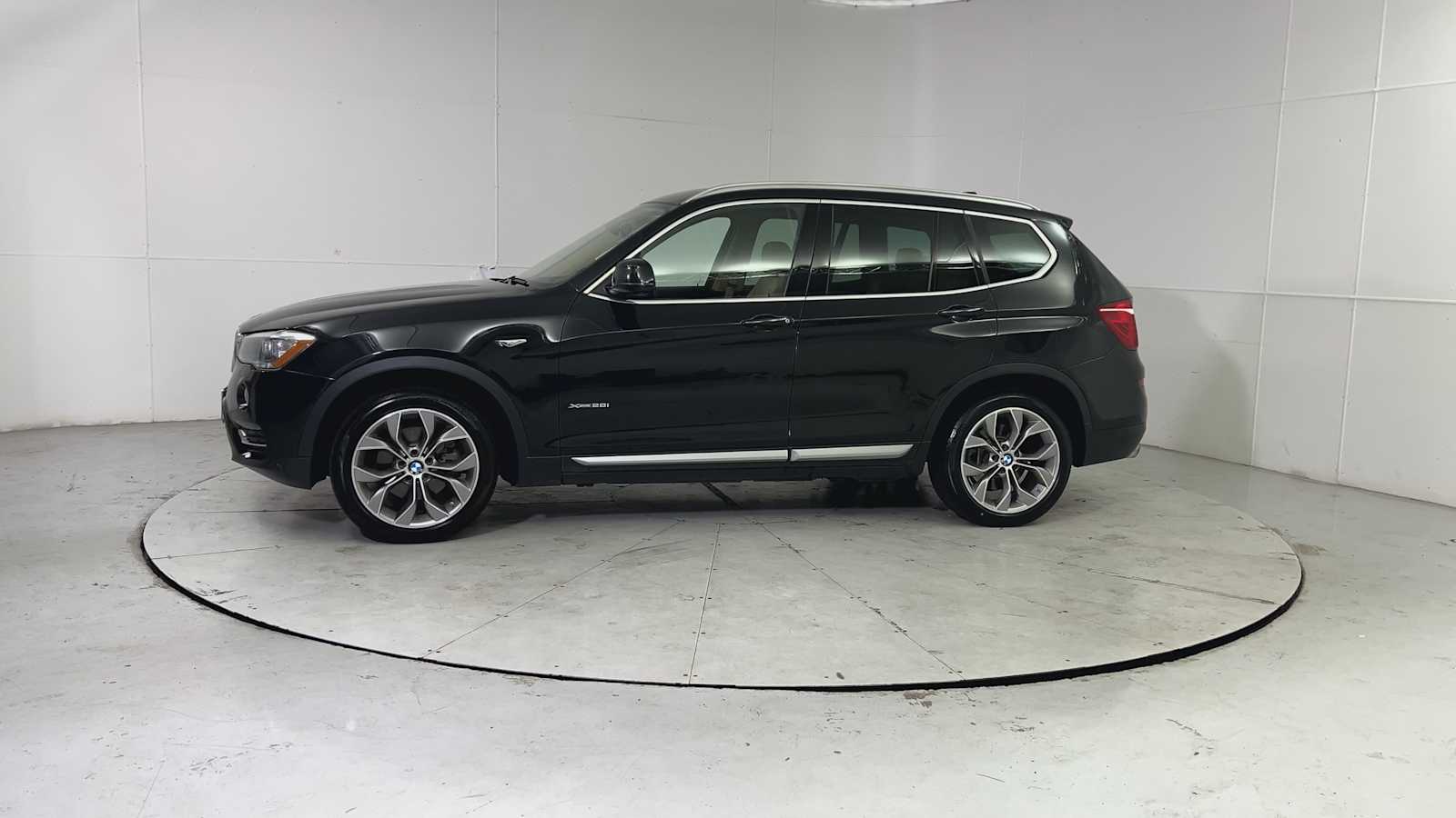 Thumbnail: 2017 BMW X3 - 5