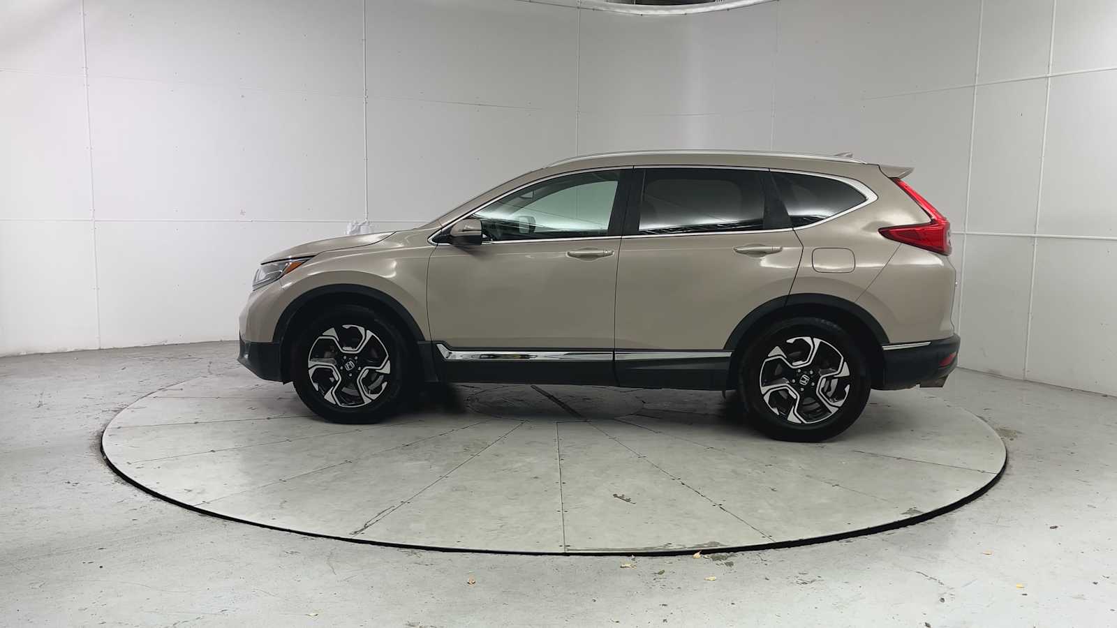 Thumbnail: 2017 Honda CR-V - 4