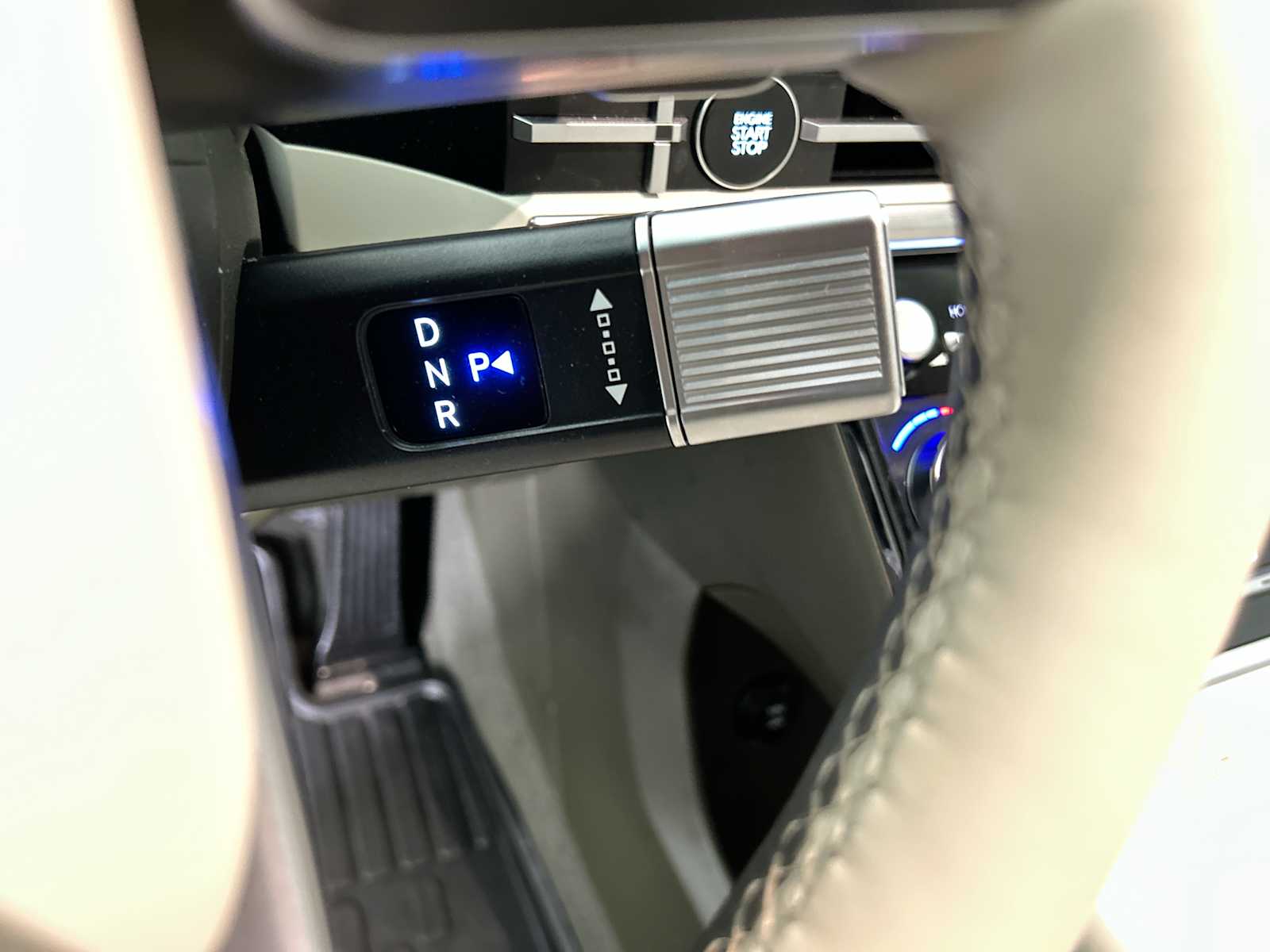 Thumbnail: 2024 Hyundai Santa Fe - 22