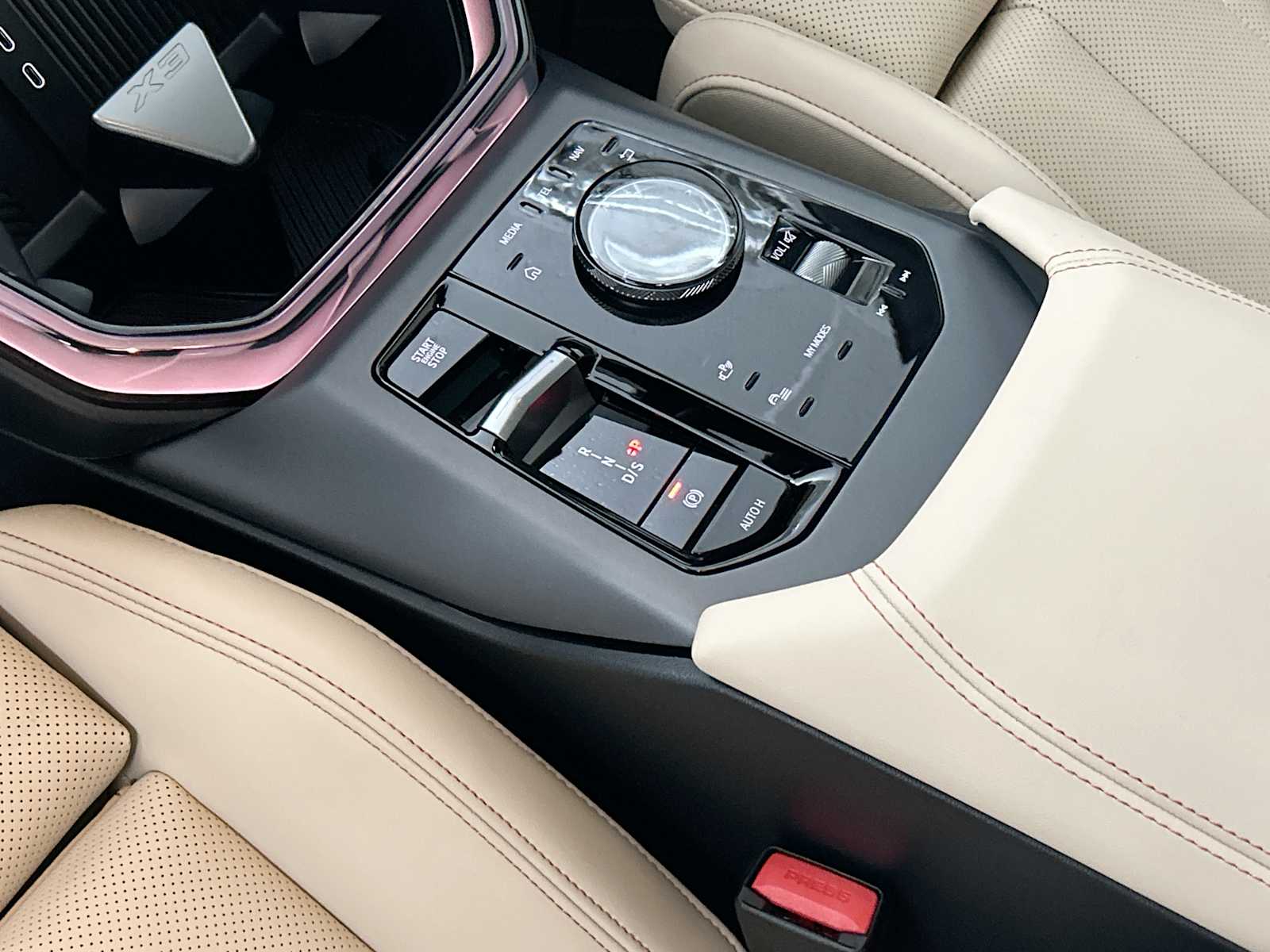 Thumbnail: 2026 BMW X3 - 22