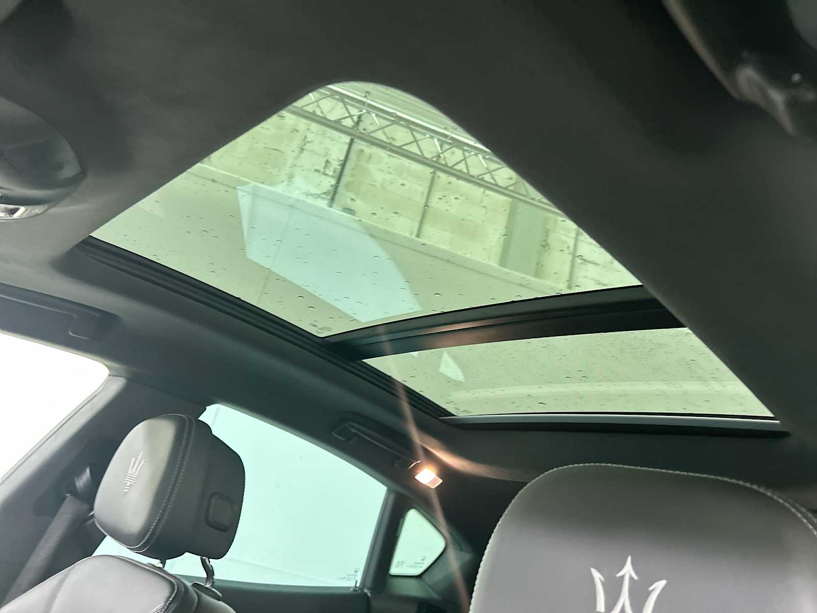 Thumbnail: 2021 Maserati Levante - 16