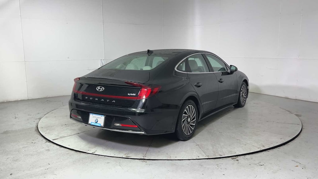Used 2023 Hyundai Sonata Hybrid SEL Sedan