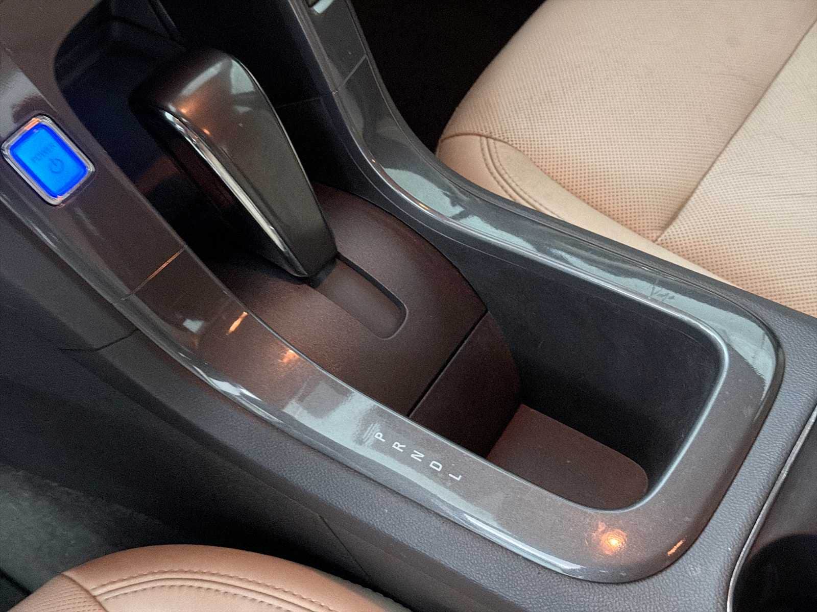 Thumbnail: 2012 Chevrolet Volt - 20