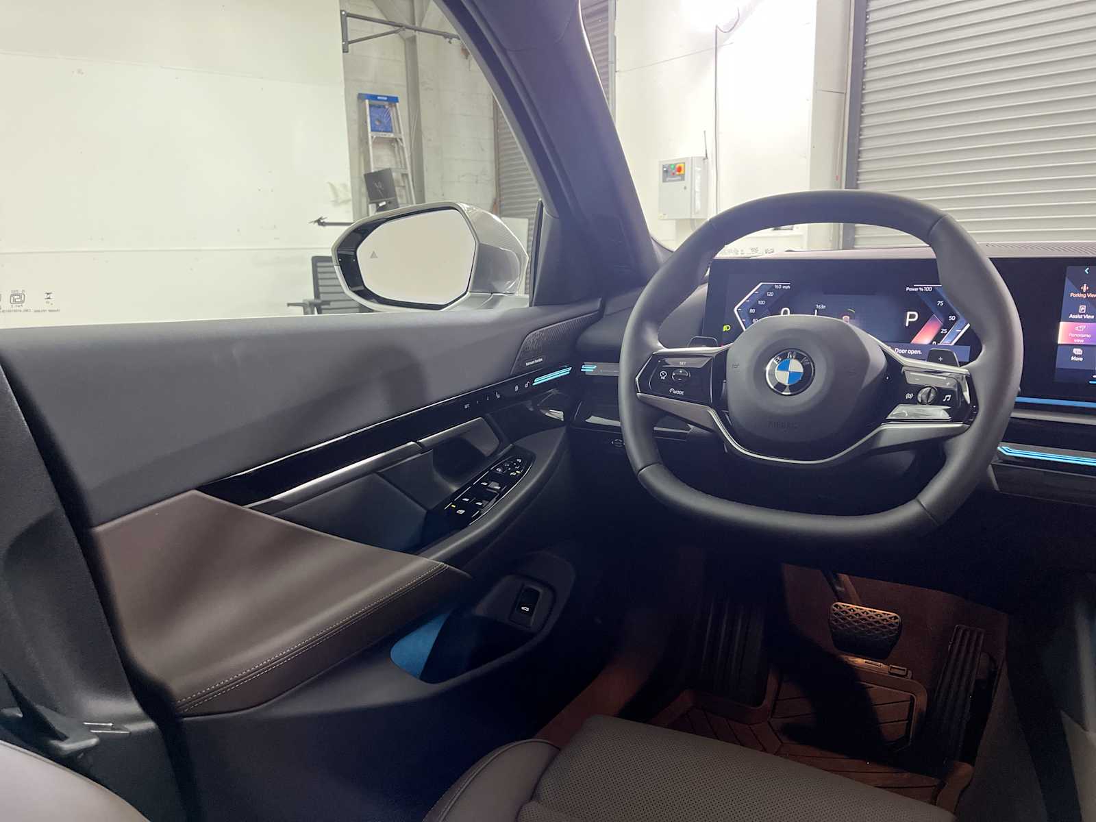 Thumbnail: 2026 BMW 5 Series - 15