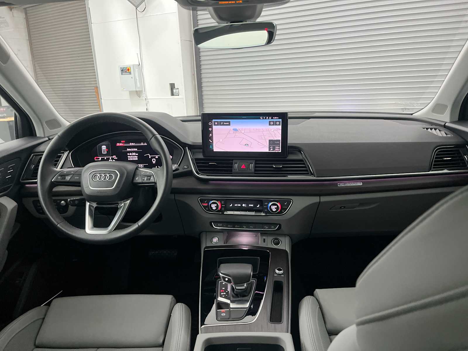 Thumbnail: 2023 Audi Q5 - 10