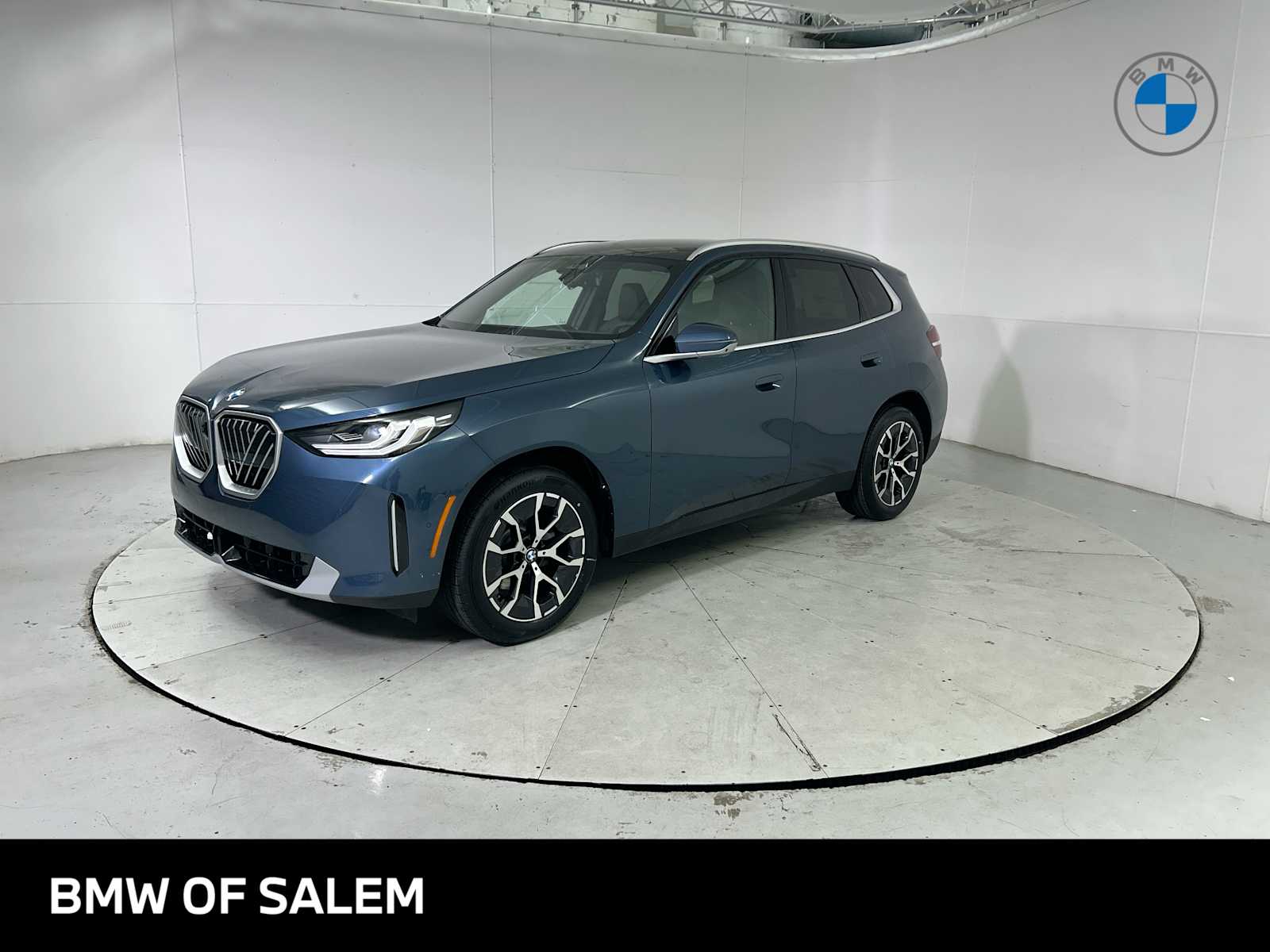 2026 BMW X3 30's photo