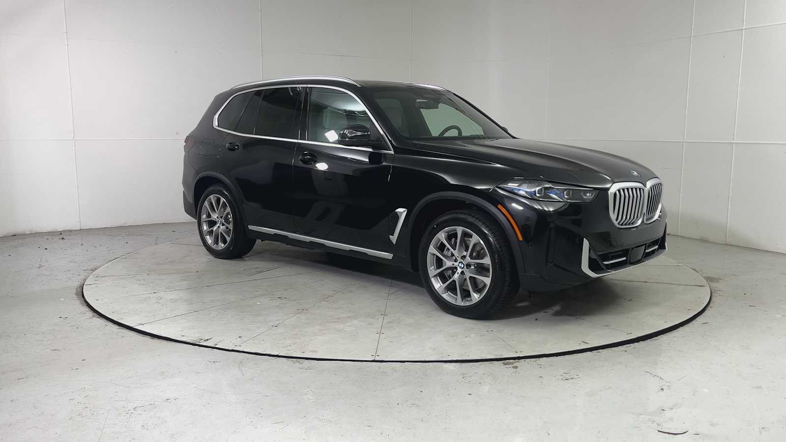 2026 BMW X5 50e - Photo 8