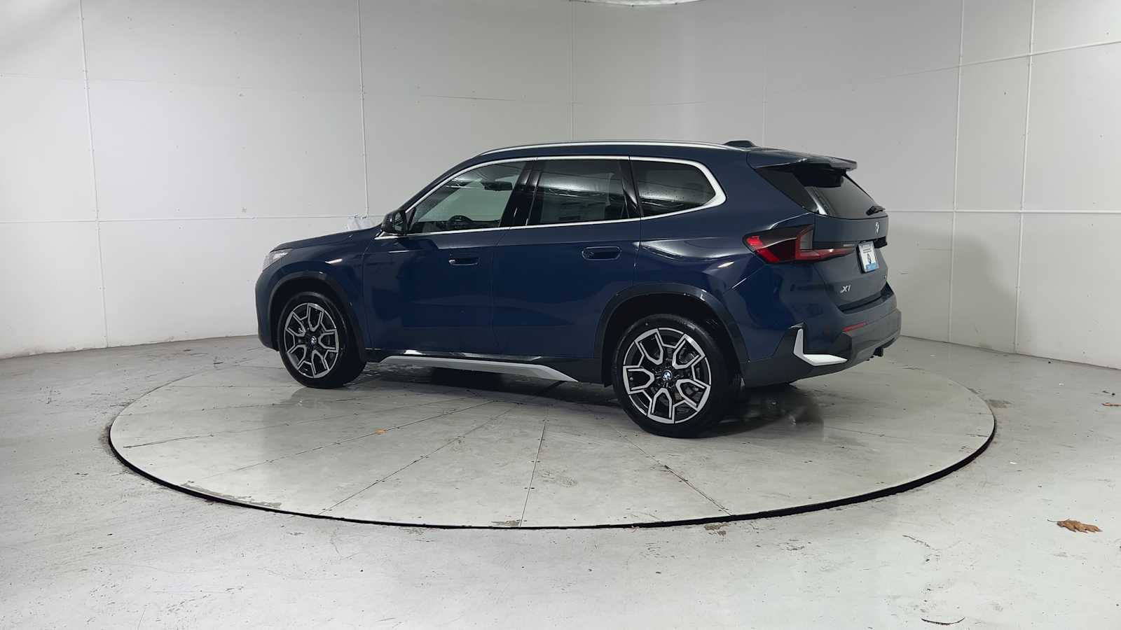 Thumbnail: 2026 BMW X1 - 4