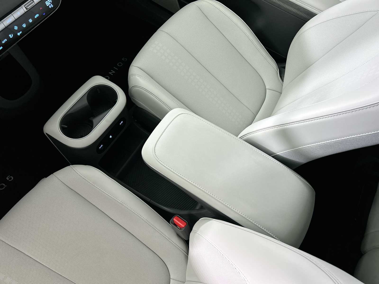 Thumbnail: 2024 Hyundai Ioniq 5 - 23