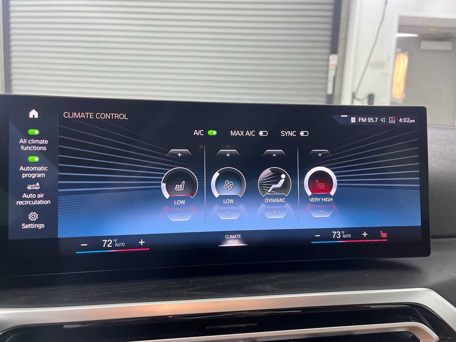 Thumbnail: 2023 BMW 3 Series - 17