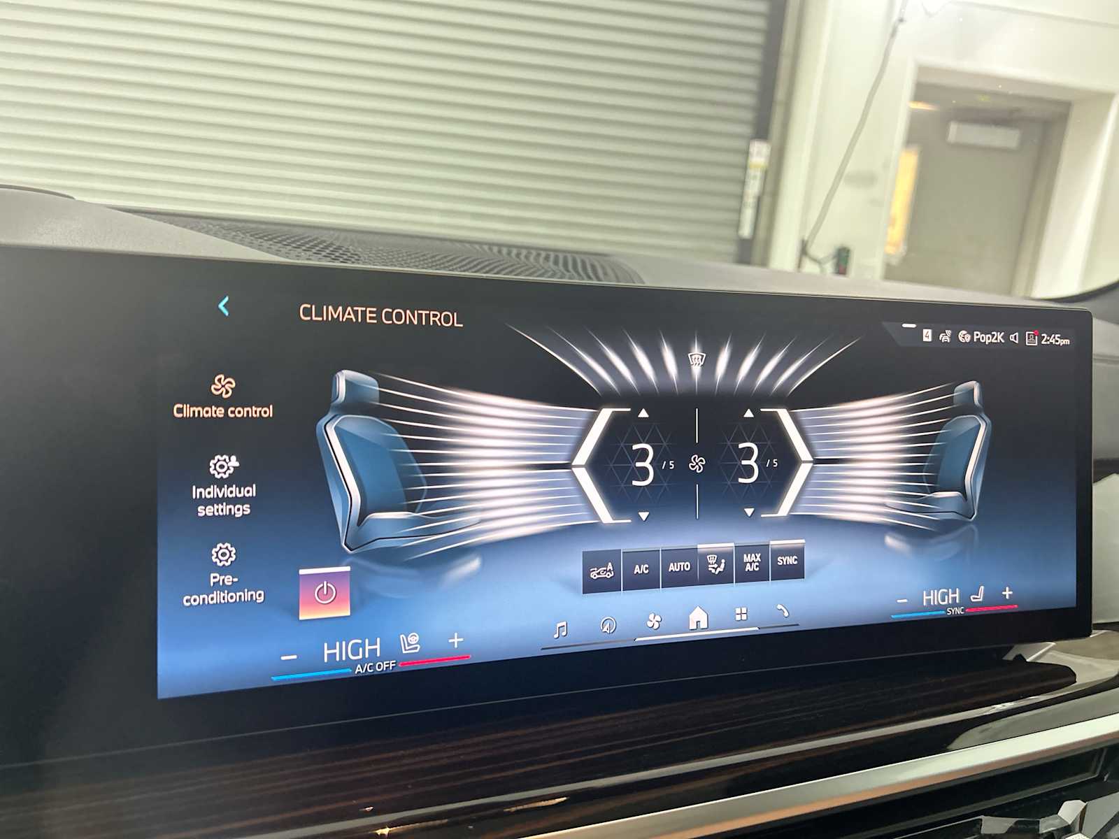 Thumbnail: 2026 BMW X5 - 17