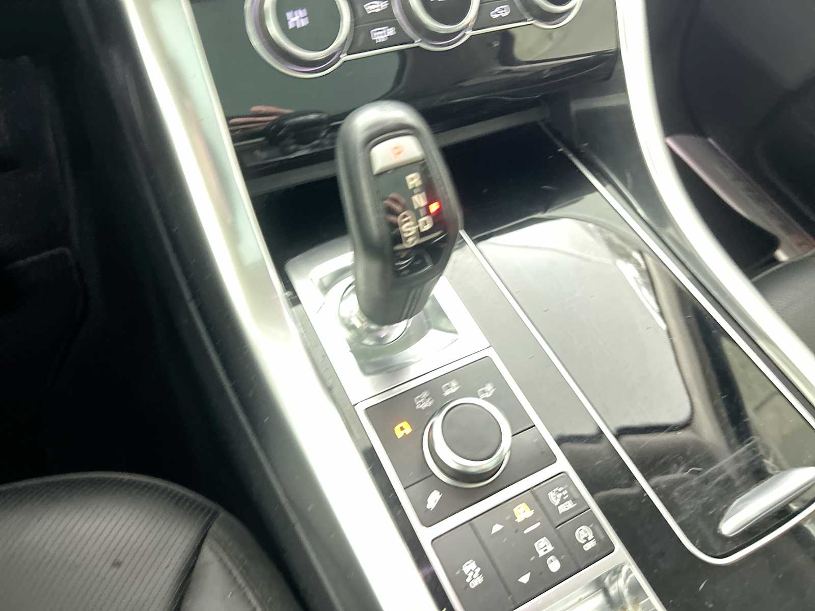 Thumbnail: 2015 Land Rover Range Rover Sport - 22