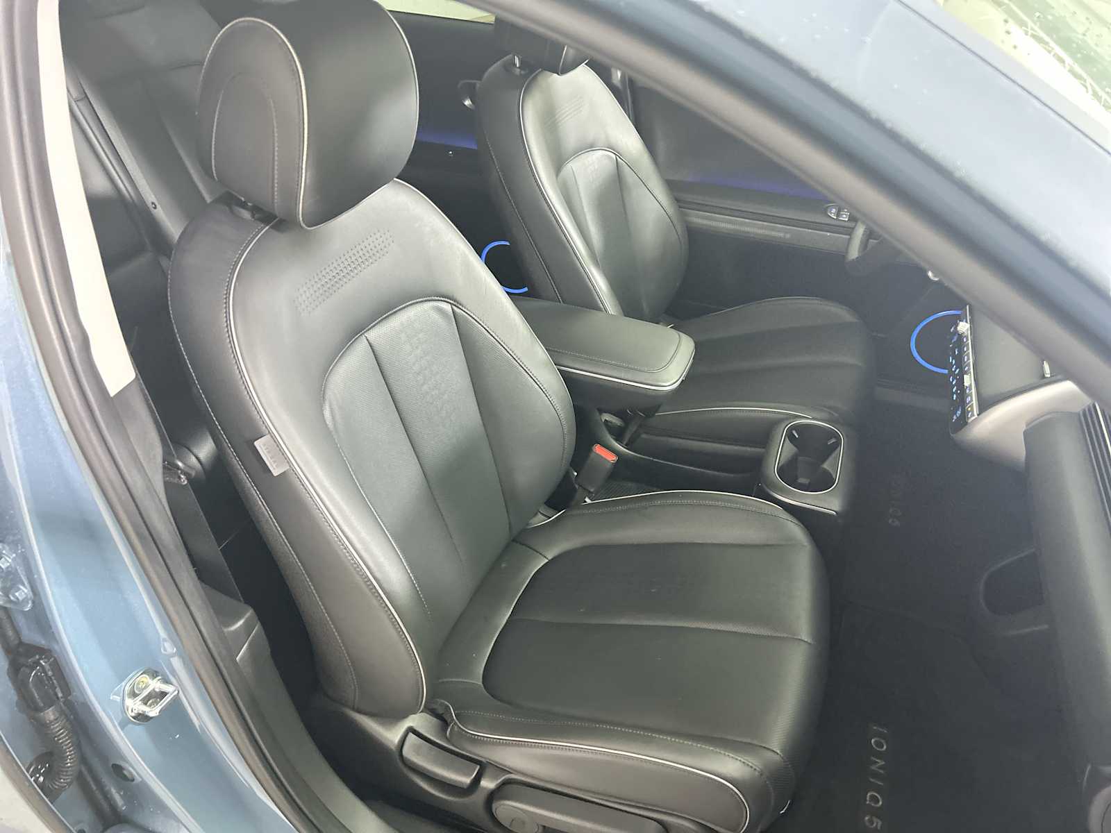 Thumbnail: 2022 Hyundai Ioniq 5 - 25