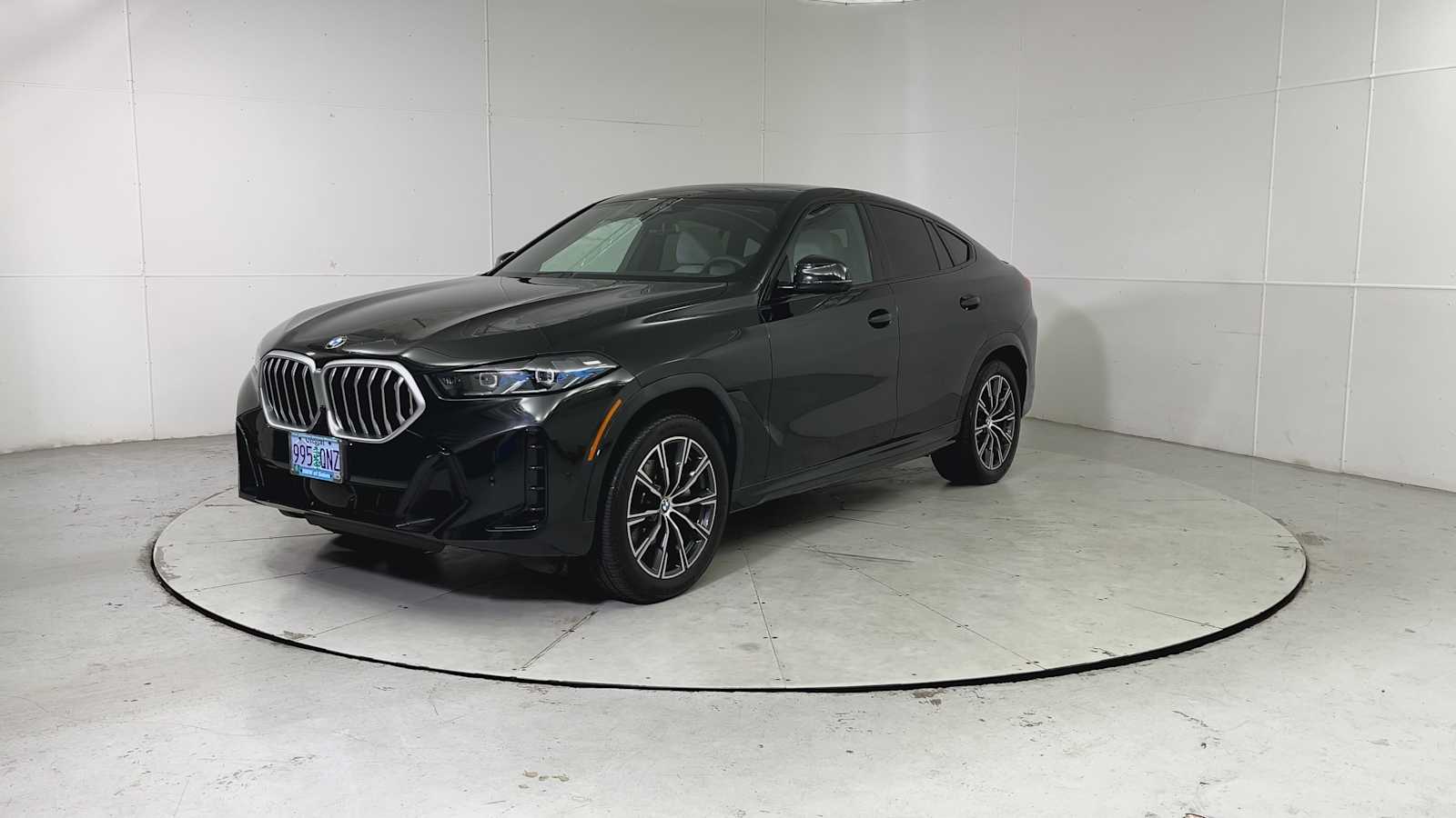 Thumbnail: 2025 BMW X6 - 6