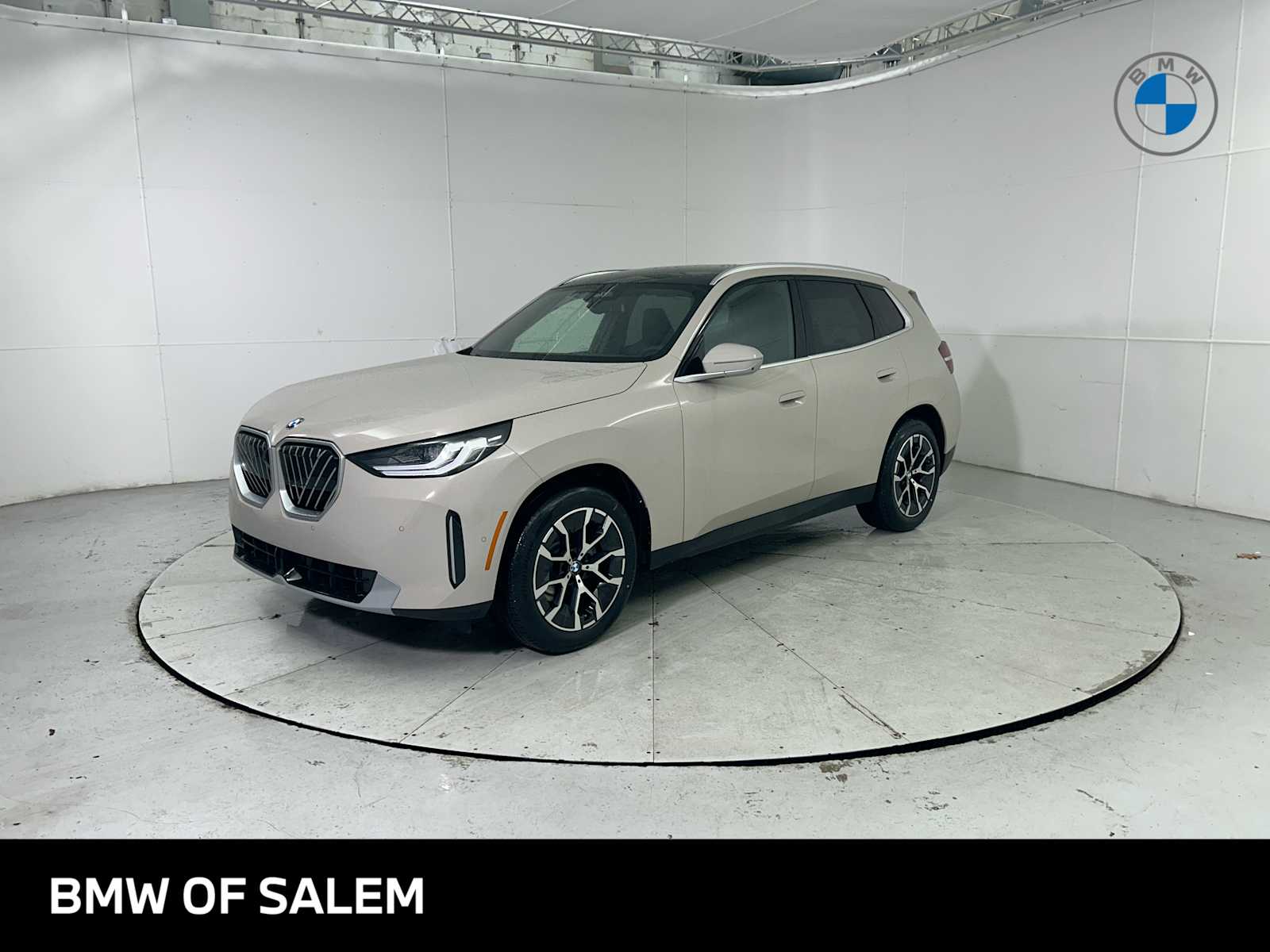 2026 BMW X3 30's photo