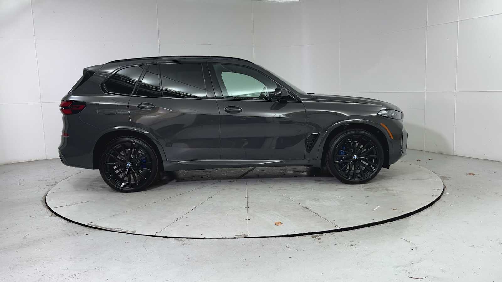 Thumbnail: 2026 BMW X5 - 9