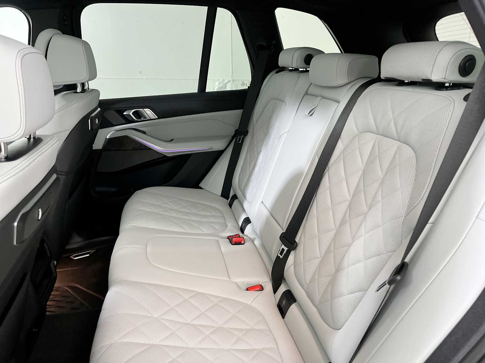 Thumbnail: 2026 BMW X5 - 30