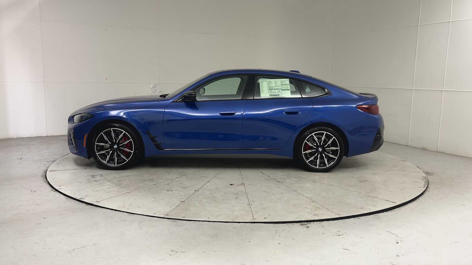 Thumbnail: 2026 BMW i4 - 5