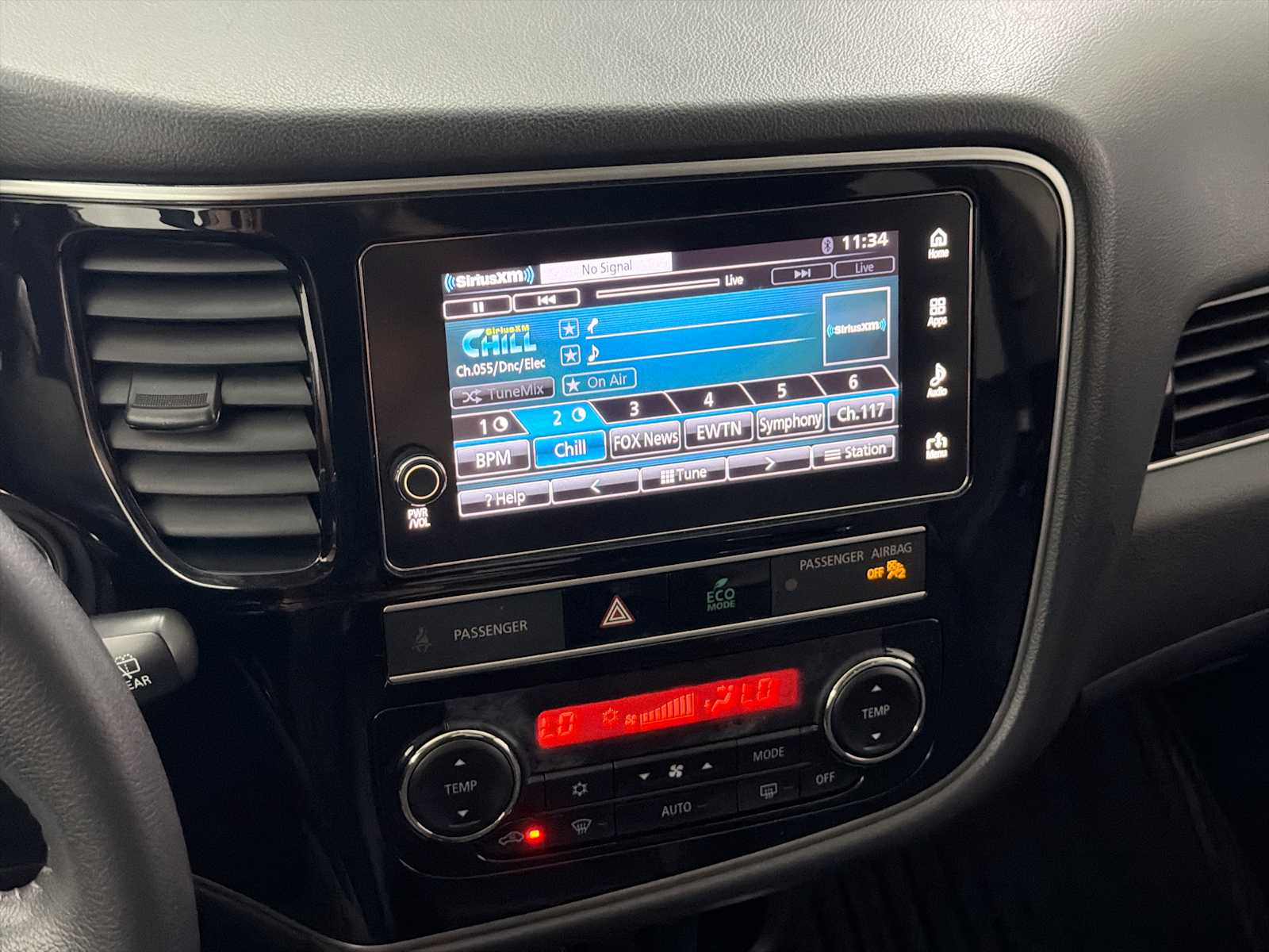 Thumbnail: 2019 Mitsubishi Outlander - 12