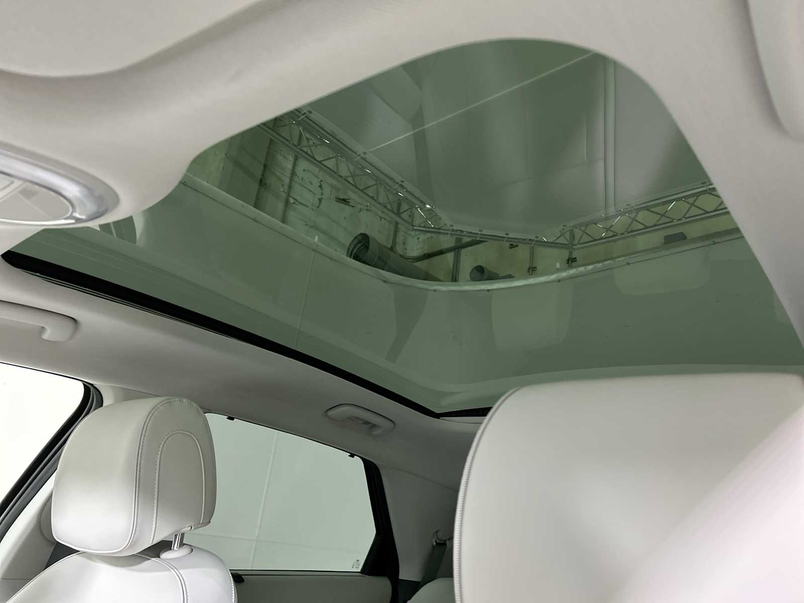 Thumbnail: 2024 Hyundai Ioniq 5 - 16