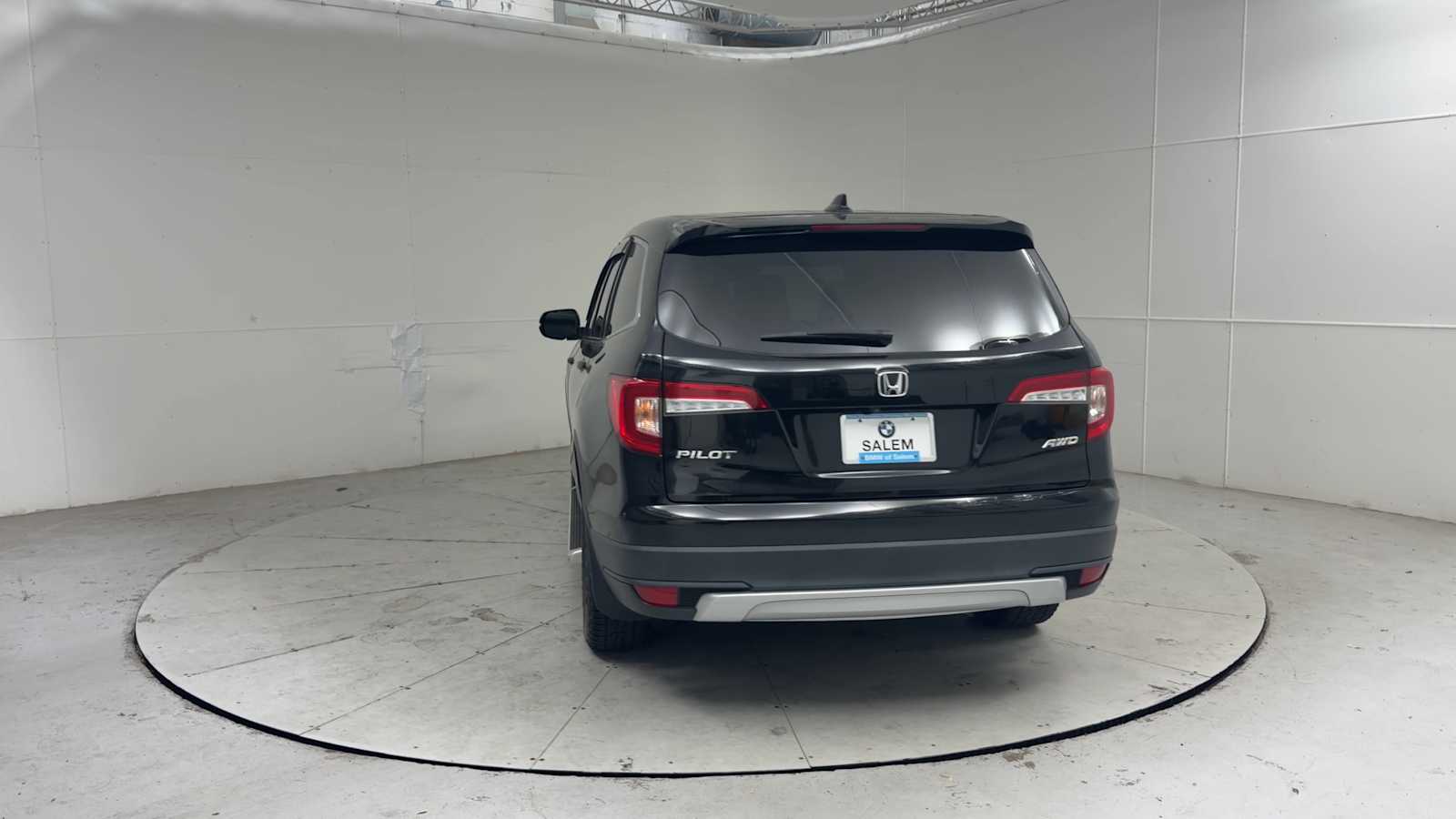 Thumbnail: 2020 Honda Pilot - 2