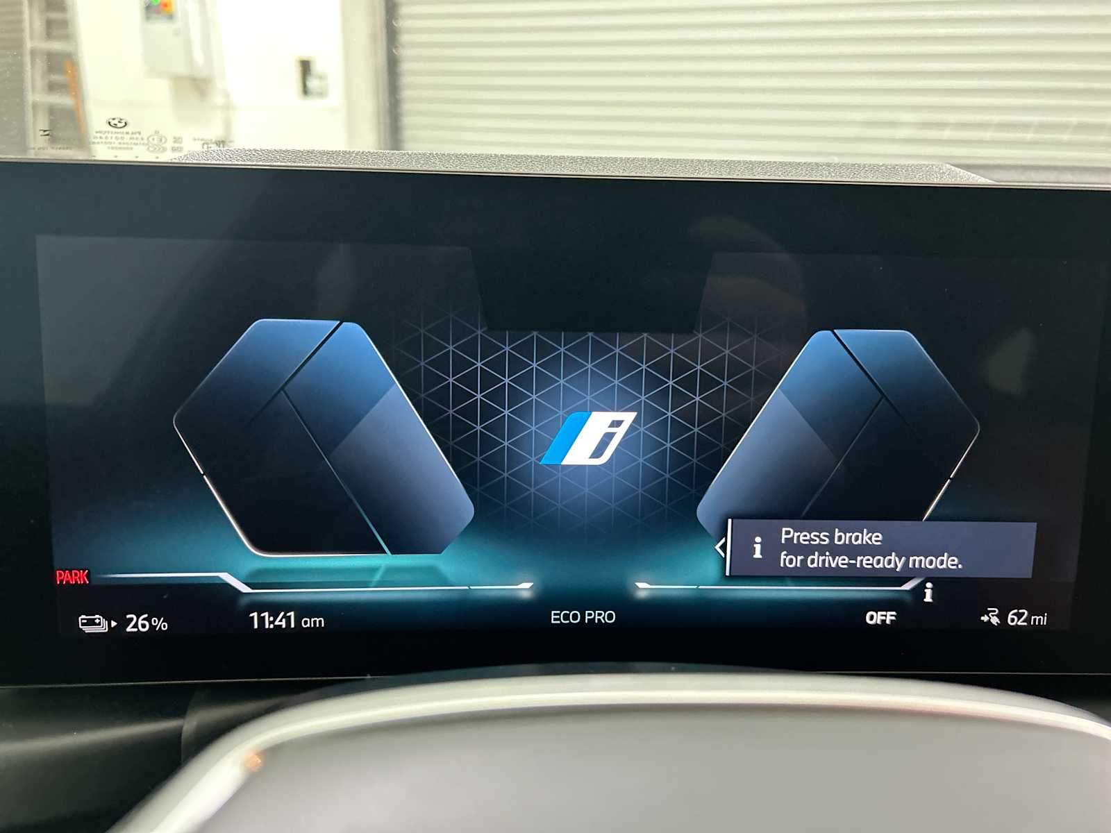 Thumbnail: 2025 BMW i4 - 10